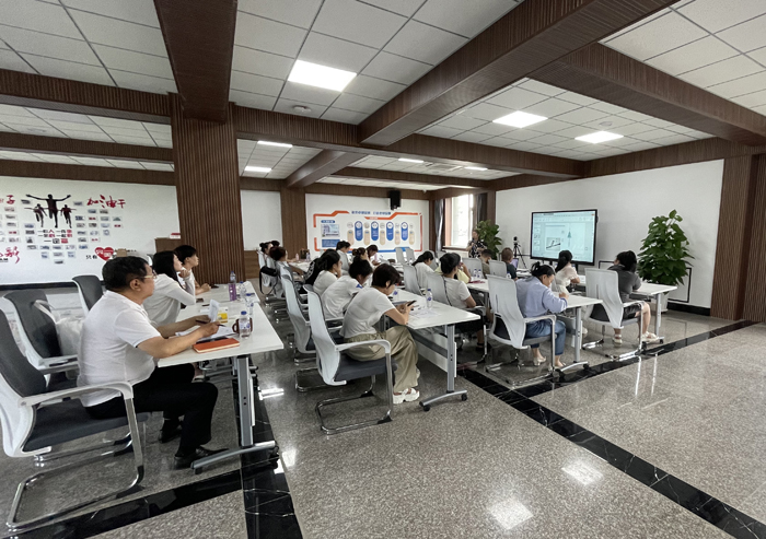 攜手并進，共創(chuàng)未來—萊沃醫(yī)療市場招商部年中述職大會圓滿召開
